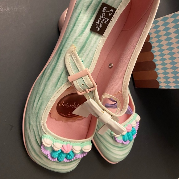 Baroque Cake Chocolaticas Mary Janes Flats - Picture 3 of 4